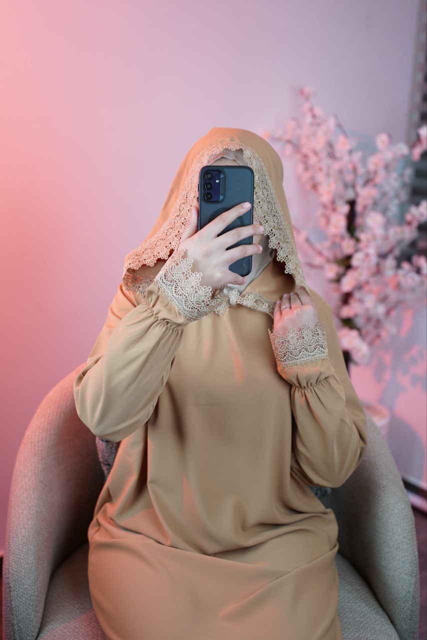 عباية واسعة مع فولار